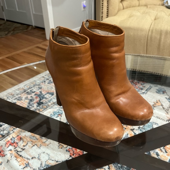 Michael Kors Heel Booties - Picture 1 of 3